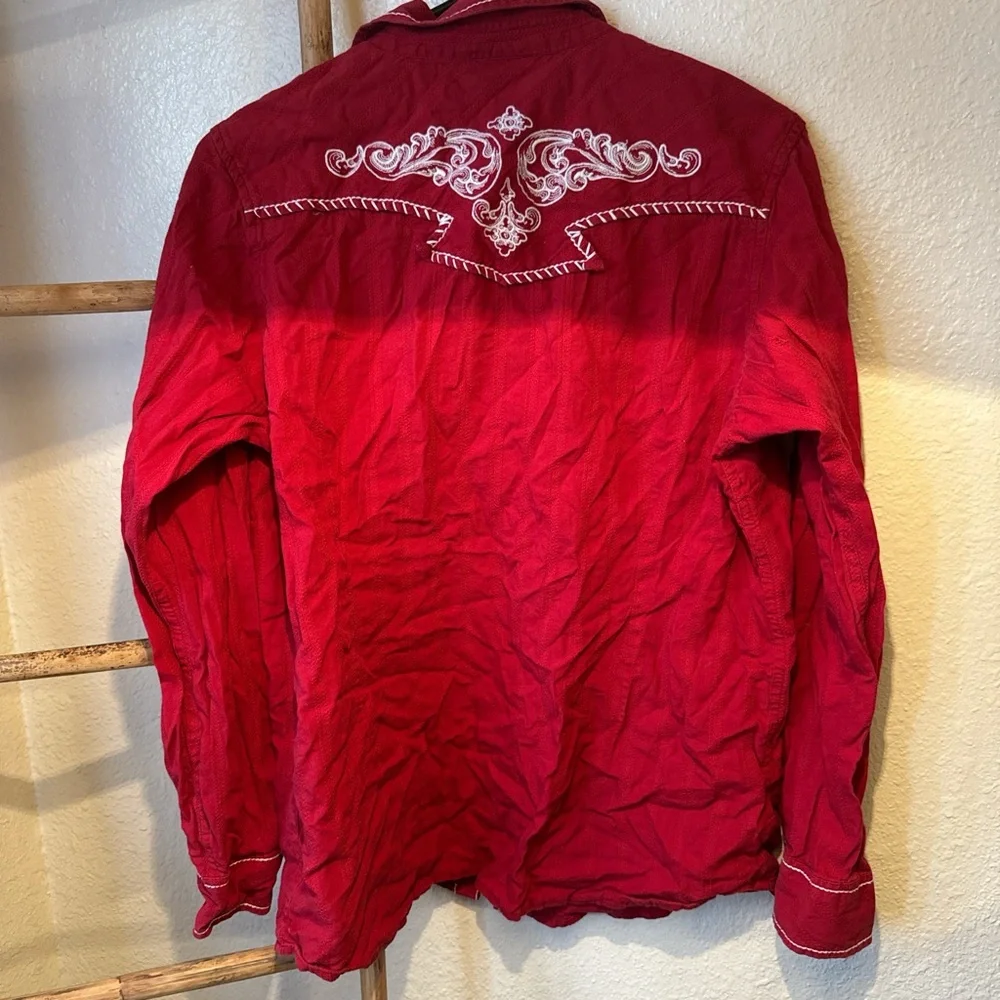 Ariat Red Button-Up Women's Top - Picture 2 of 2